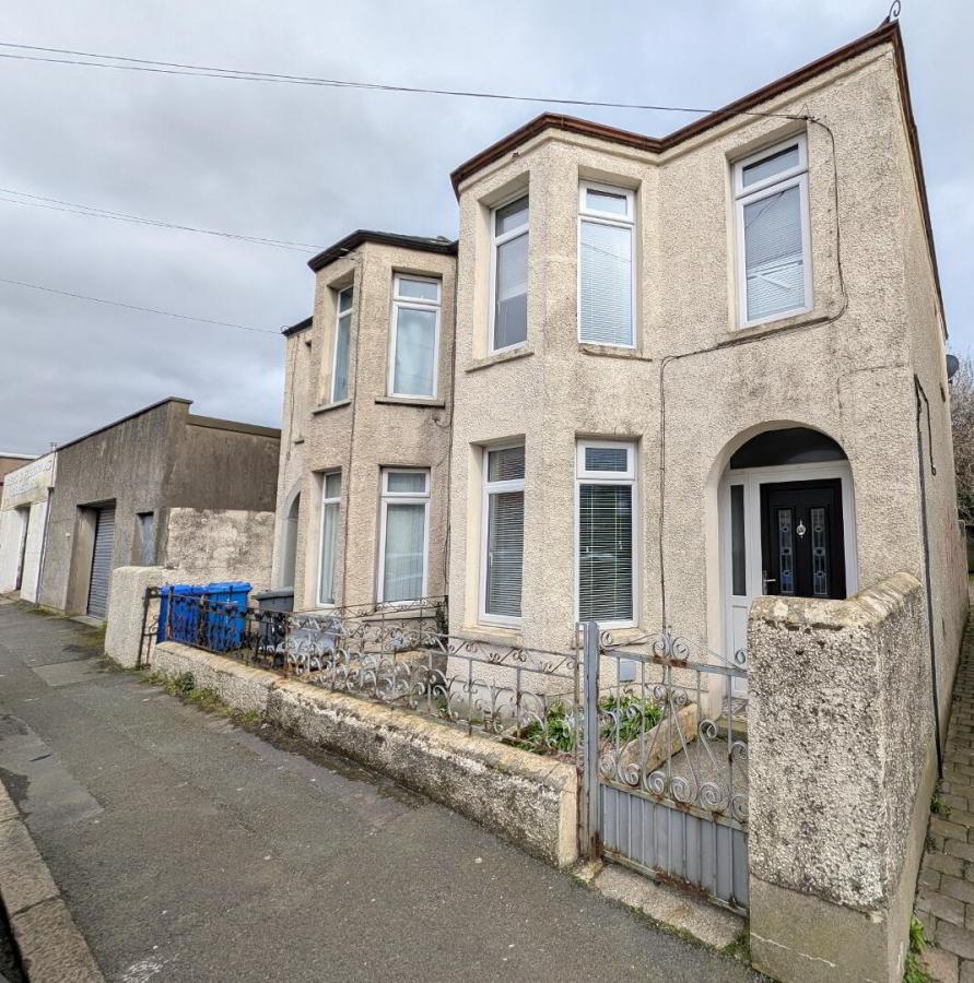 20 Valentia Place, Newcastle, BT33 0EH
