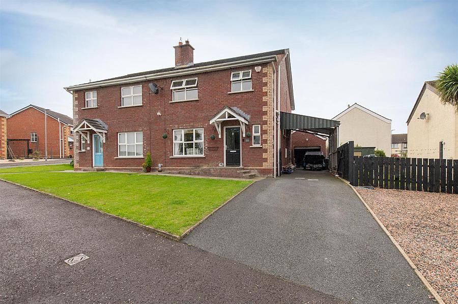 2 Iveagh Avenue, Dromore, Blackskull, BT25 1GY