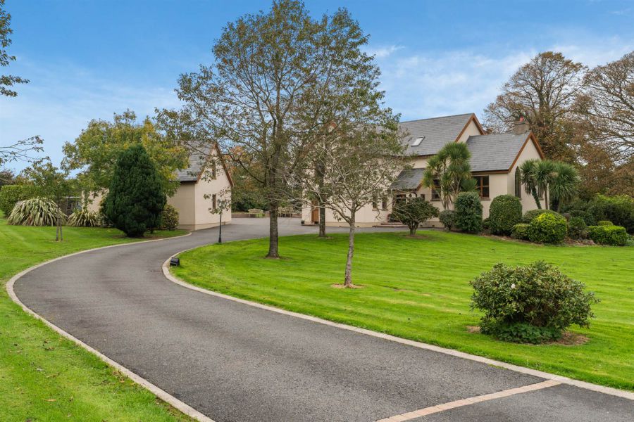 Winlough, 68 Ballymoney Road, Holywood, BT18 0JJ