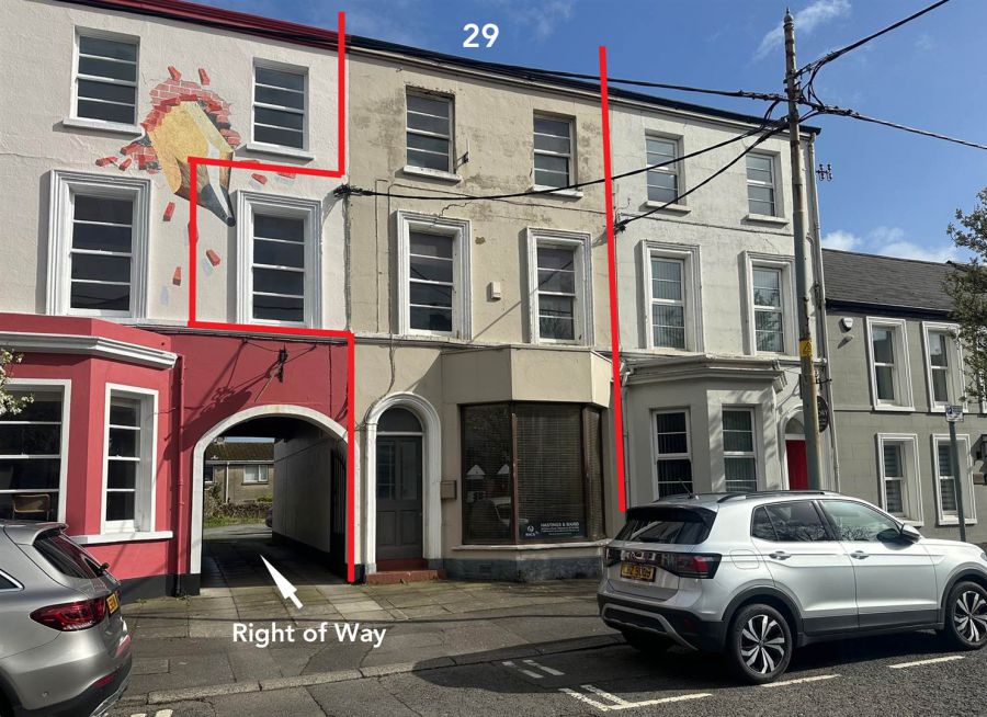 29 Shore Road, Holywood, BT18 9HX