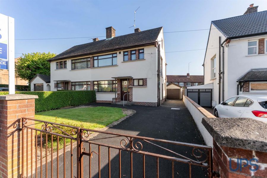 22 Riverdale Park West, Finaghy Road North, Belfast, BT11 9DE
