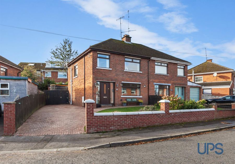 22 Brooke Crescent, West Belfast, Blacks Road, BT11 9NL