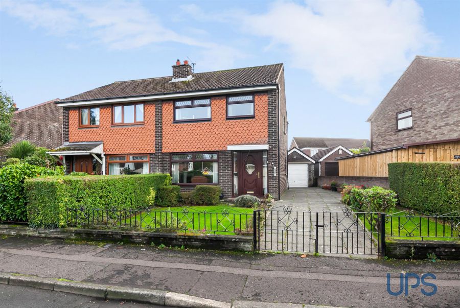 77 Orchardville Crescent, Finaghy Road North, Belfast, BT10 0JS