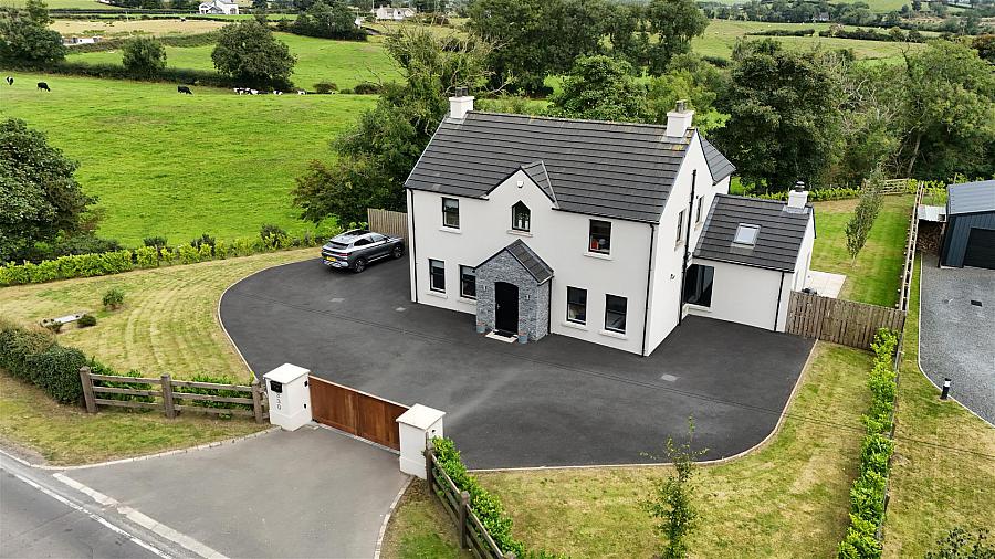330 Comber Road, Lisburn, BT27 6TA
