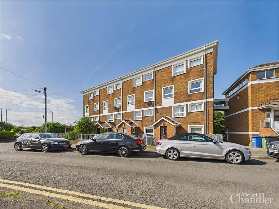 33B Strand Avenue, Holywood, BT18 9AW