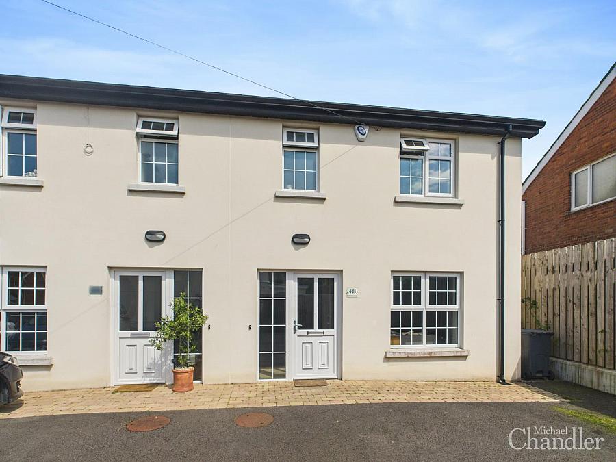 4b Woodbreda Crescent, saintfield road, belfast, BT8 7JL