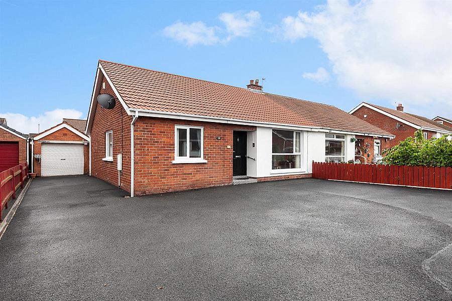 11 Madigan Park, Carrickfergus, BT38 7JW