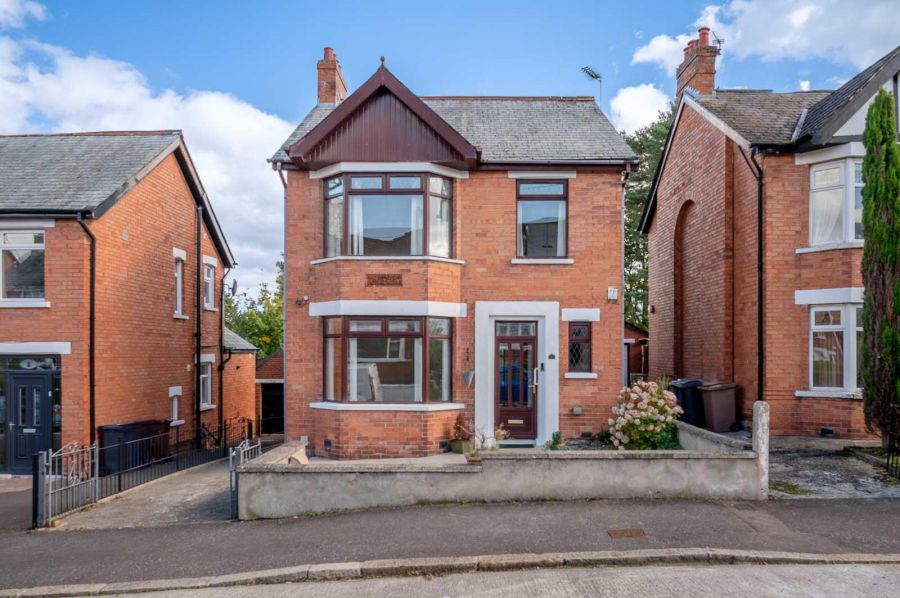 10 Thornhill Drive, Stormont, Belfast, BT5 7AW