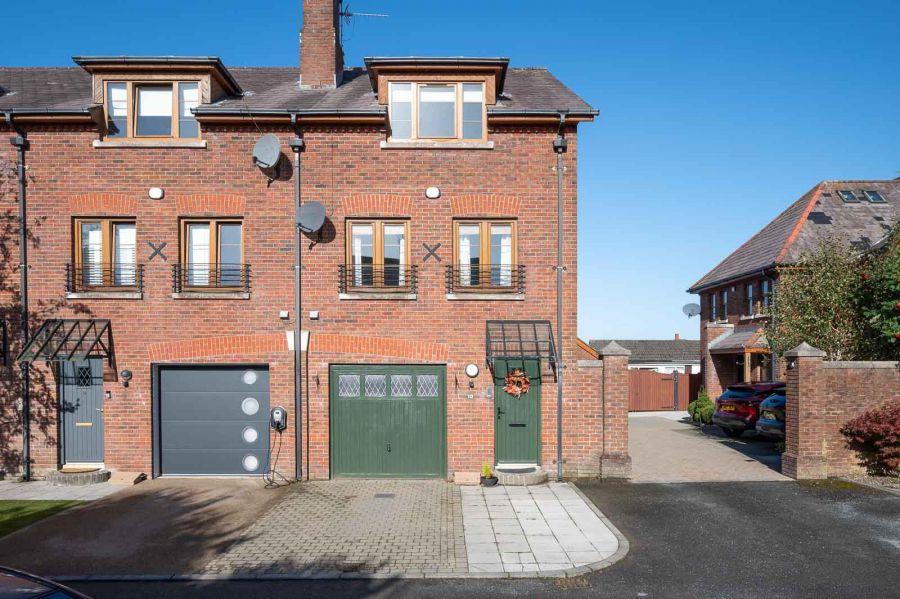 10 Castlegrange, Castlereagh, Belfast, BT5 7GT