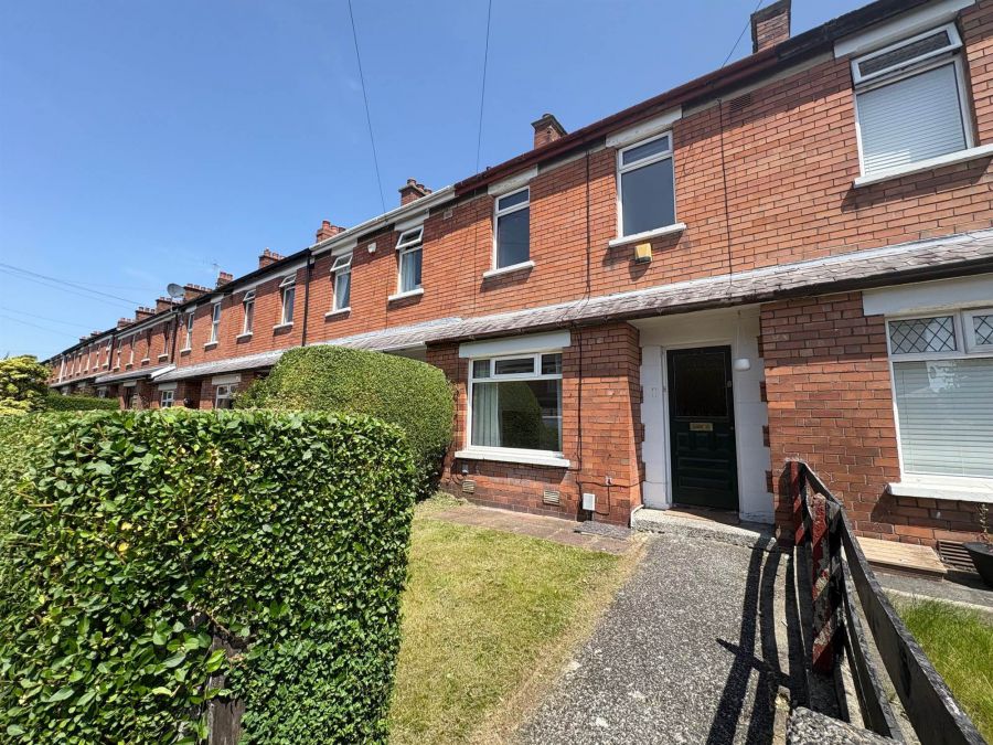 24 Eastleigh Crescent, ballyhackamore, belfast, BT5 6HT