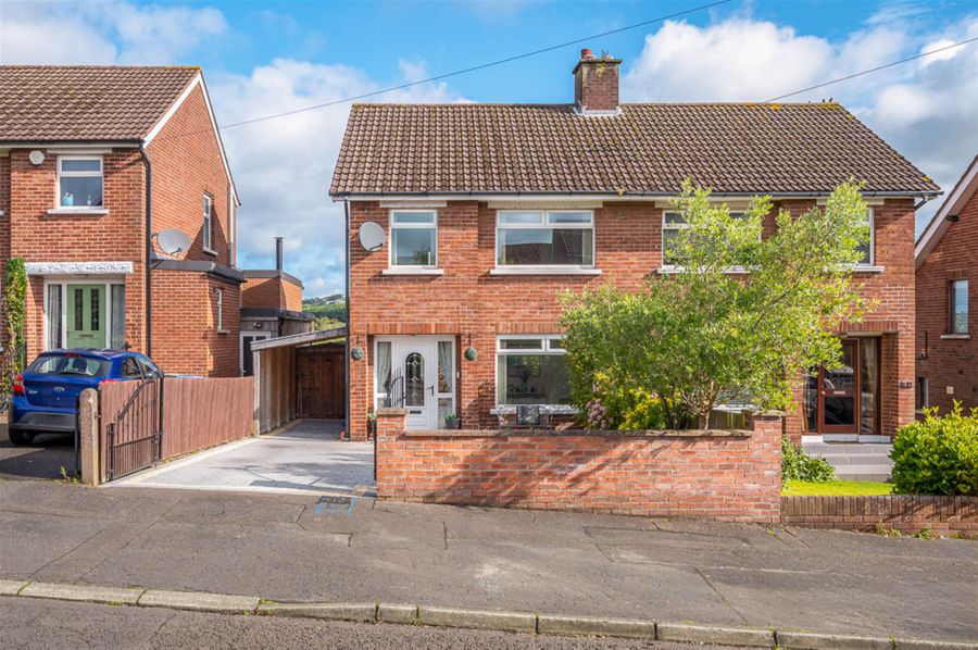 22 North Sperrin, stormont, belfast, BT5 7HU
