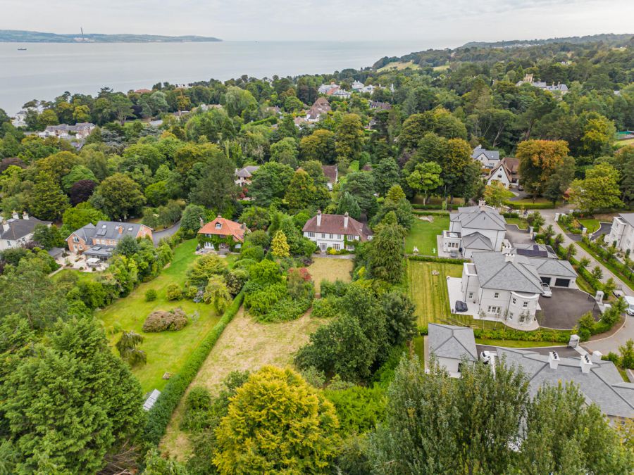 Woodleigh, 22 Glen Road, Holywood, BT18 0HB