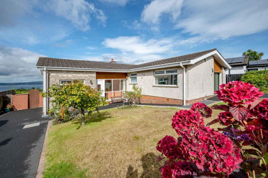 11 Strathleven Park, Holywood, BT18 0NJ