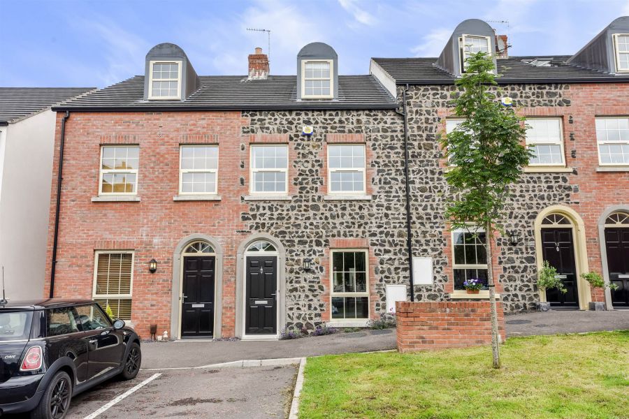 11 Gransha Wood, dundonald, BT16 2FG