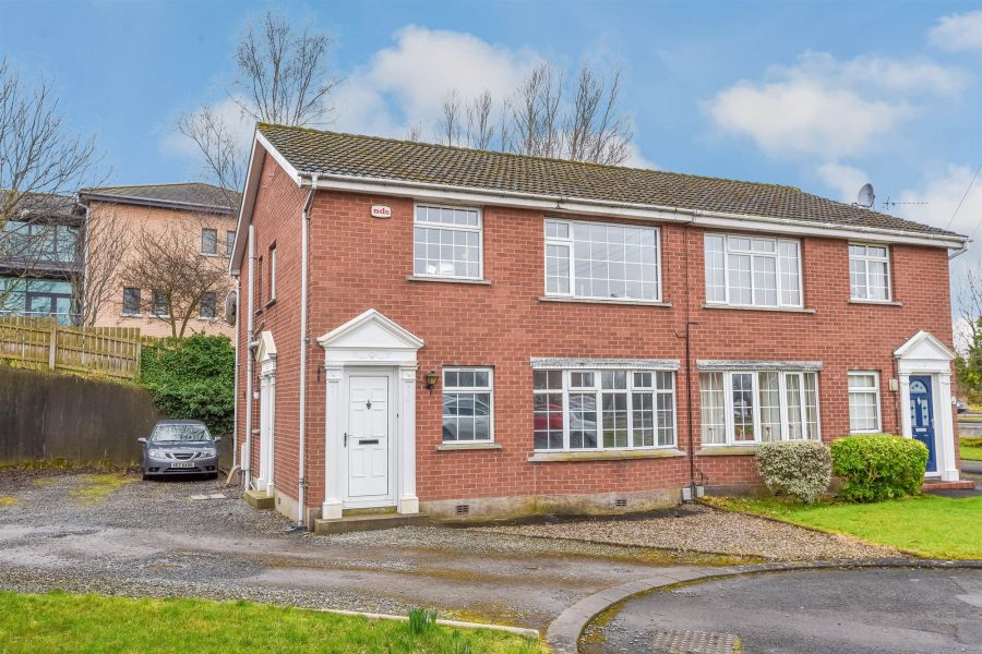 54 Strathearn Court, holywood, BT18 9NR