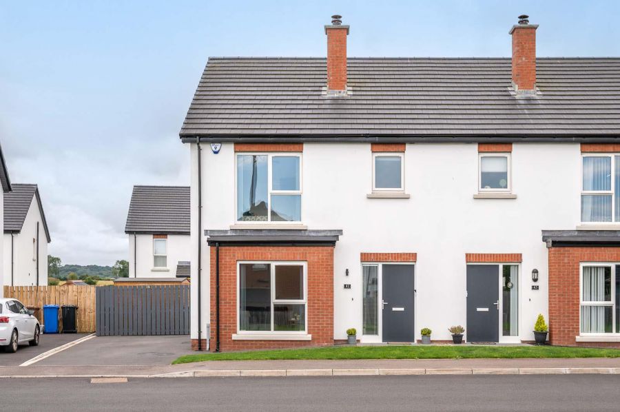 41 Balmoral Road, Bangor, BT19 7XA