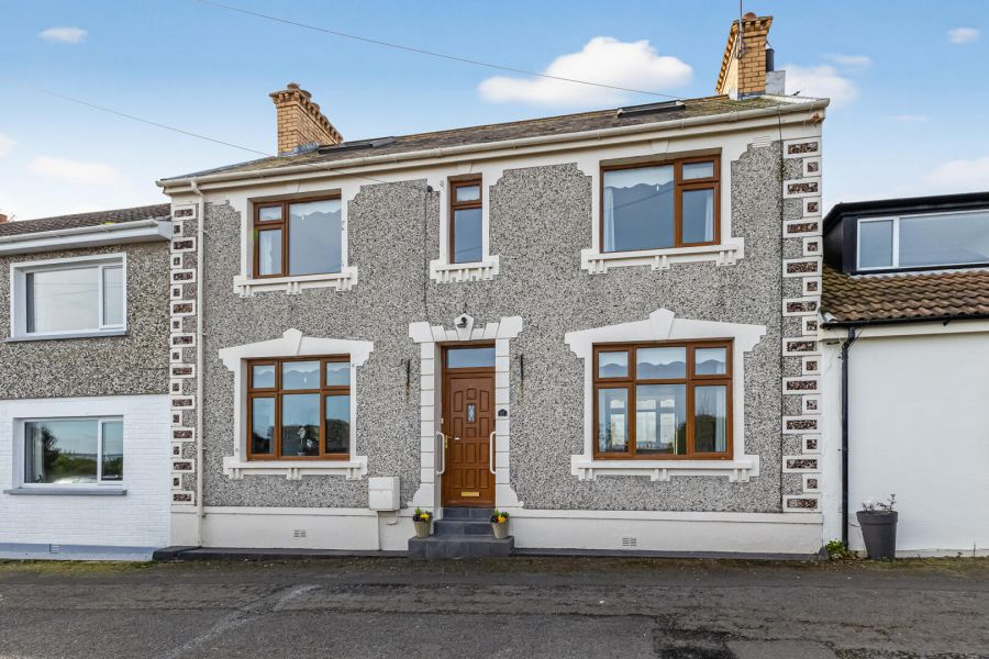 27 The Hill, Groomsport, Bangor, BT19 6JS