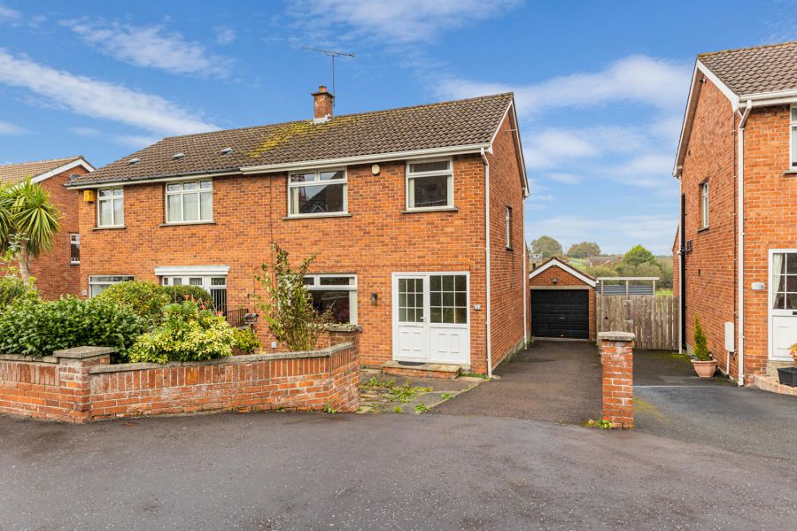 33 Belfast Road, Comber, BT23 5EN