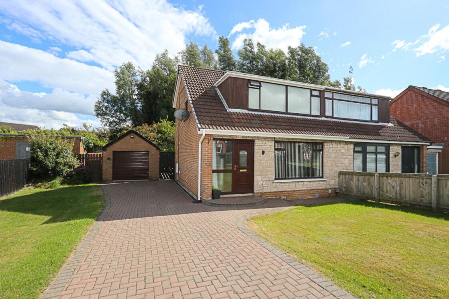 33 Sinclair Road, Carnalea, Bangor, BT19 1PF