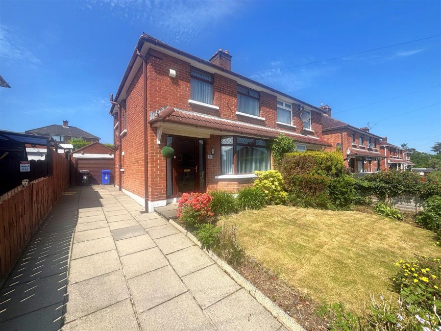 10 Westway Parade, ballygomartin, belfast, BT13 3NX