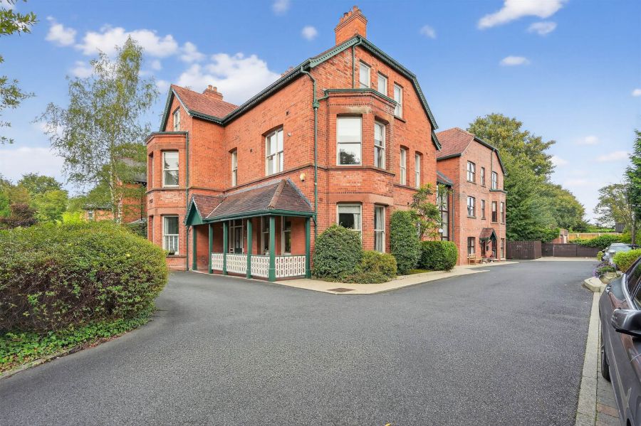 Apt A Seaver House, 138 Malone Road, Belfast, BT9 5LH