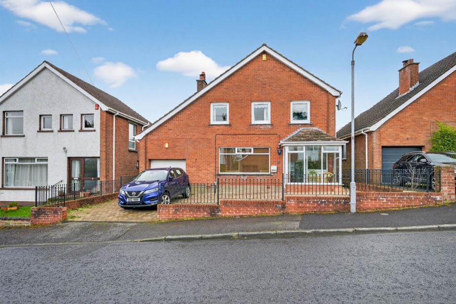 8 Orchard Rise, Four Winds, Belfast, BT8 7DA