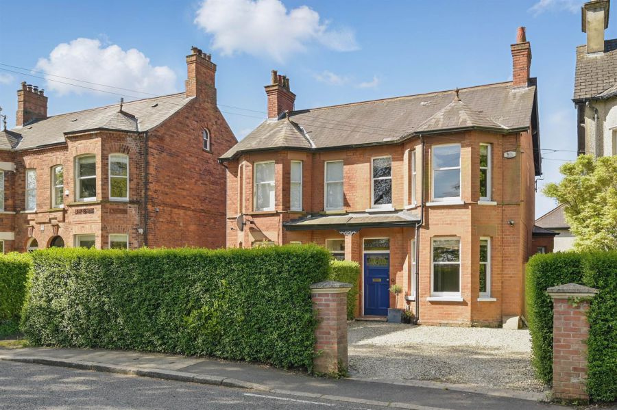 "Wyngrove", 84 Earlswood Road, ballyhackamore, belfast, BT4 3DZ