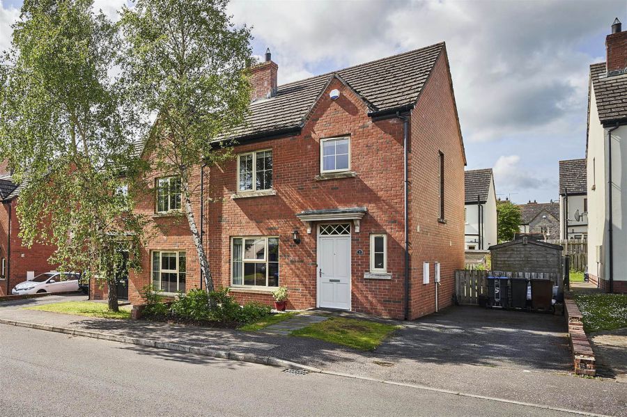 5 Coopers Mill Mews, dundonald, belfast, BT16 1WS