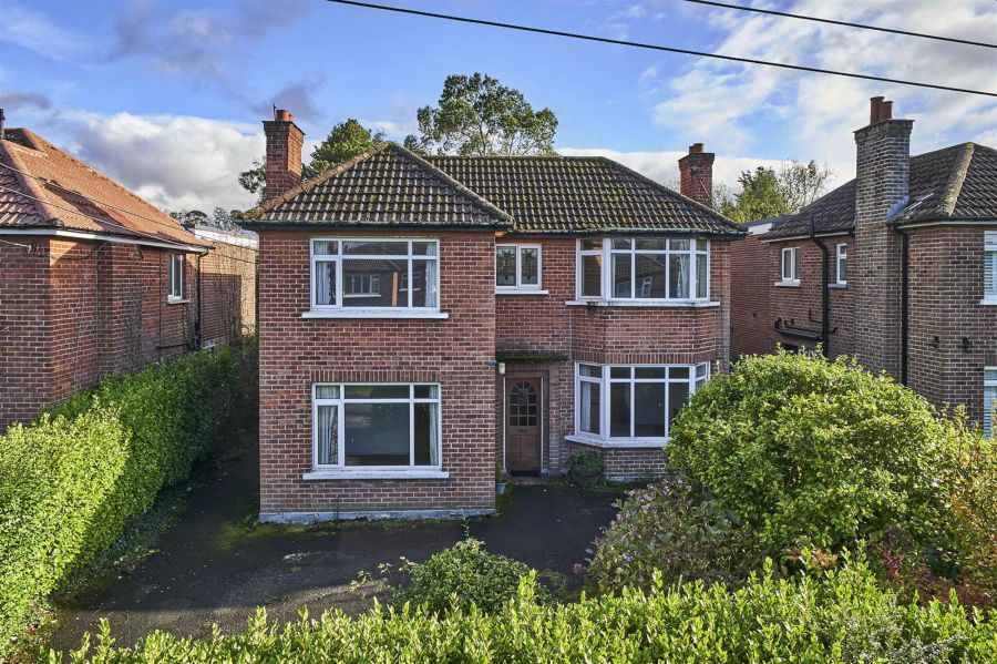 60 Blackwood Crescent, Helens Bay, Helens Bay, BT19 1TJ
