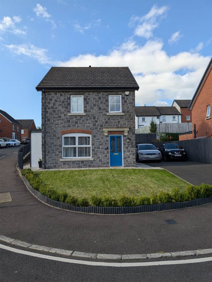 11 Lady Wallace Green, Lisburn City, Lisburn, BT28 3NX