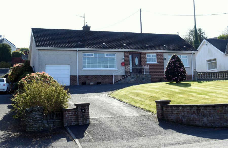 16 Killough Road, Downpatrick, BT30 6PX 