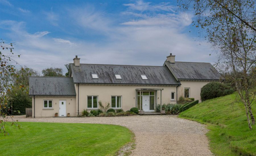 9 Church Road, Downpatrick, Crossgar, BT30 9BQ