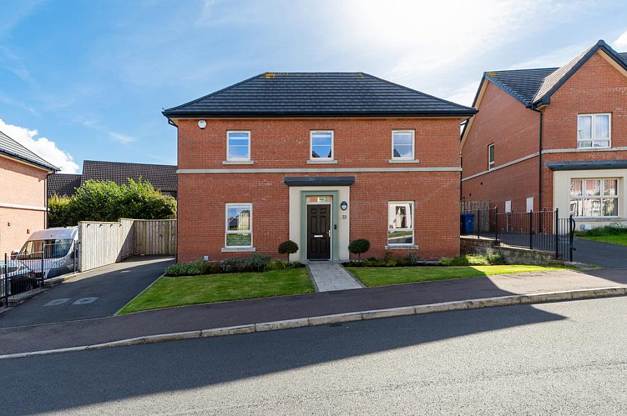 33 Lynn Hall Place, Bangor,  