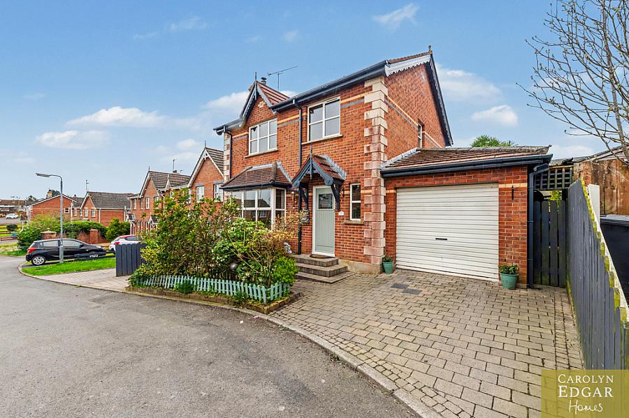 10 Whitethorn Mews, Newtownards, BT23 8WU
