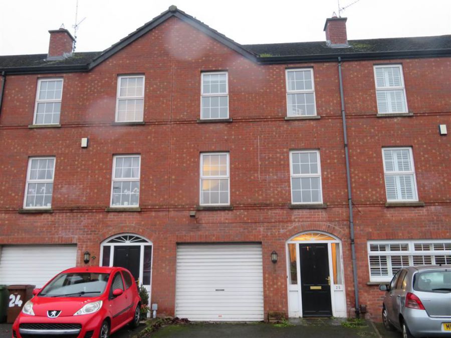25 Killeaton Place, dunmurry, belfast, BT17 9HR