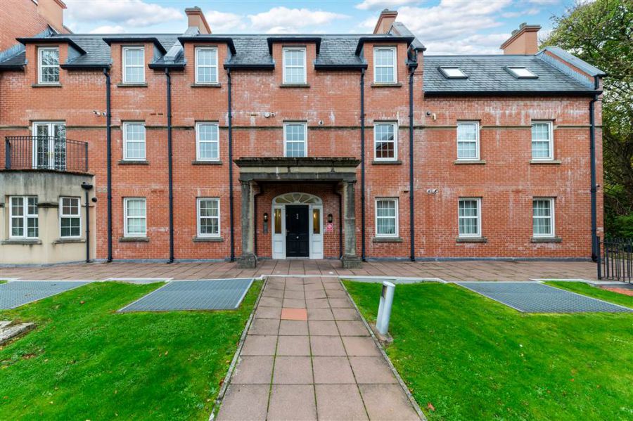 58 Milfort Mews, Dunmurry, BT17 9JE