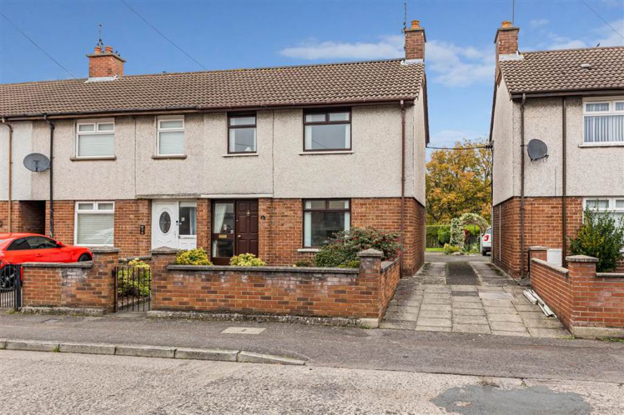 16 Jubilee Avenue, Lisburn,  BT28 1EB