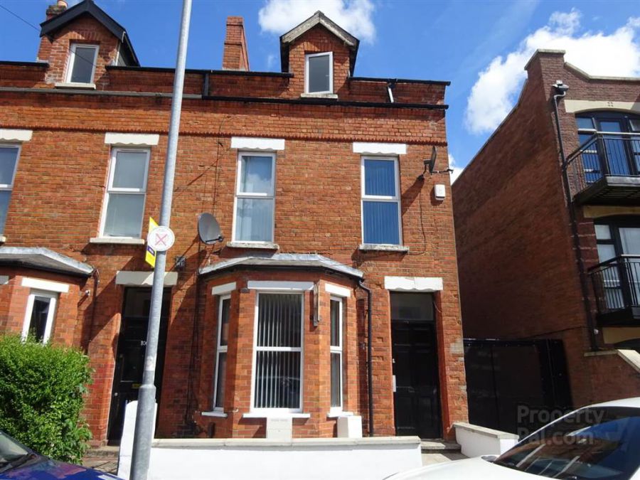 108 Cromwell Road, Flat 2, botanic, belfast, BT7 1JW
