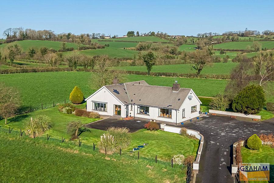 245 Comber Road, Ballymacbrennan, Lisburn, BT27 6XZ