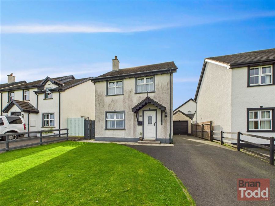 7 Cranbourne View, Larne, BT40 2PZ