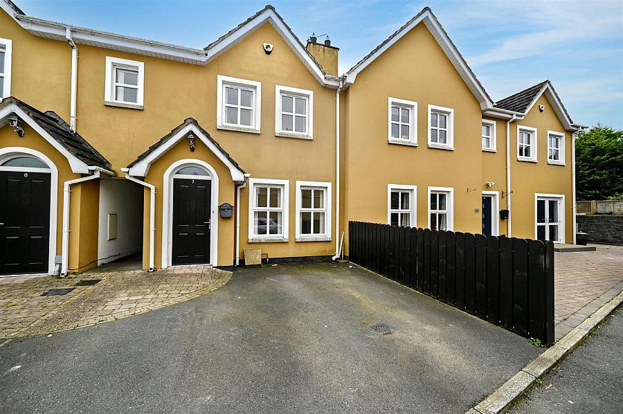 7 Bridge Street Court, Comber, BT23 5XN