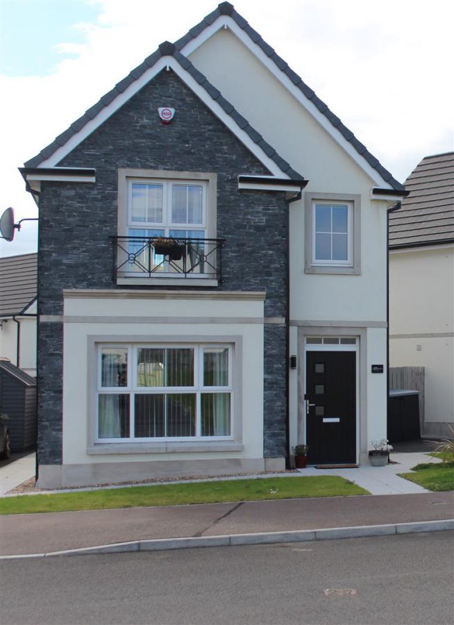17 Rocklyn Crescent, donaghadee, BT21 0FY