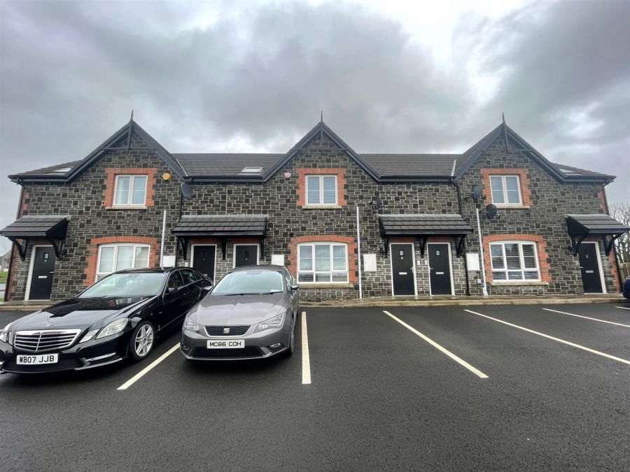 6 Ballyveigh Brae, Ballygore Road, Antrim, BT41 2GW