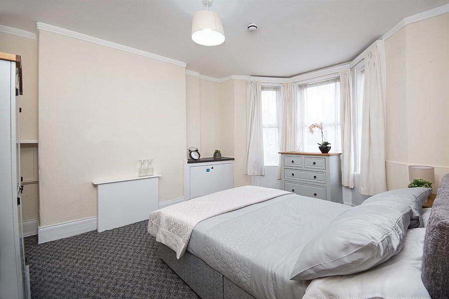 Room 1, 96 Cromwell Road, 96 Cromwell Road, Belfast, BT71JY