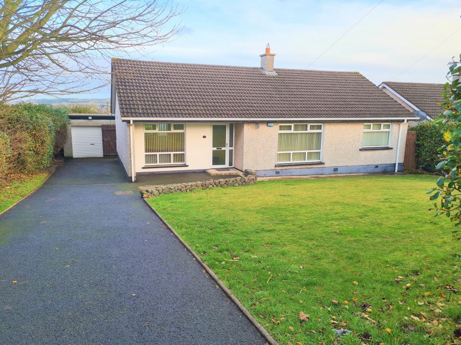 1 Dhu Varren Park South, Portrush, BT56 8HZ