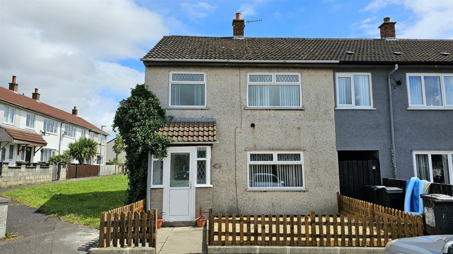 49 The Hollies, carrickfergus, BT38 8HA