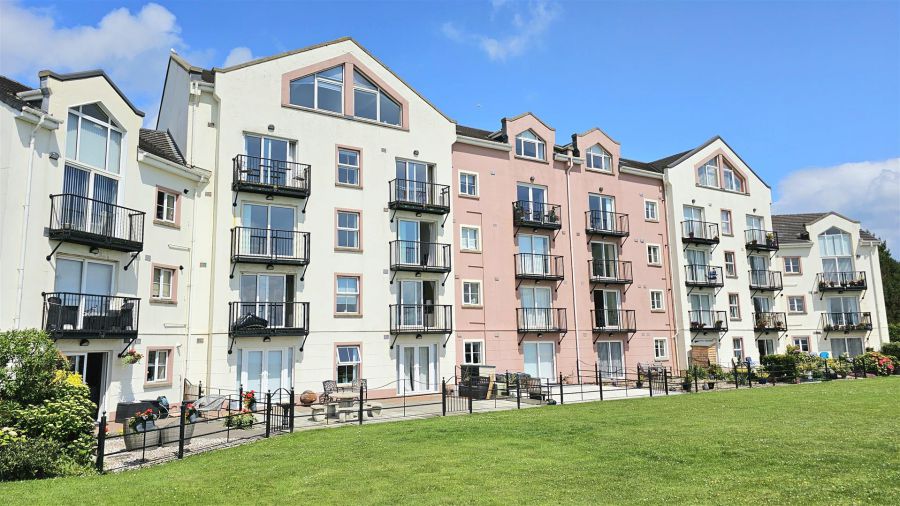 27 Castlerocklands, carrickfergus, BT38 8BY