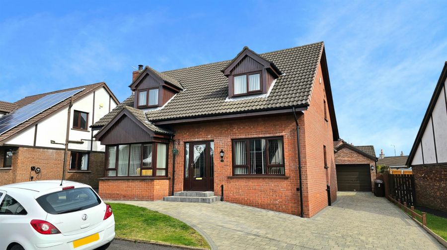 2 Sandringham Park, Carrickfergus, BT38 9EP