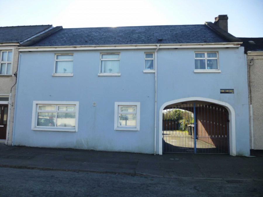 Flat 1 The Arches Larne, carrickfergus, BT38 7NN