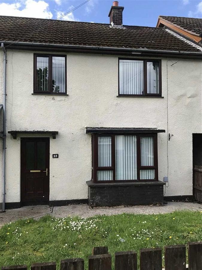 25 Torr Gardens, Larne, BT40 2JH